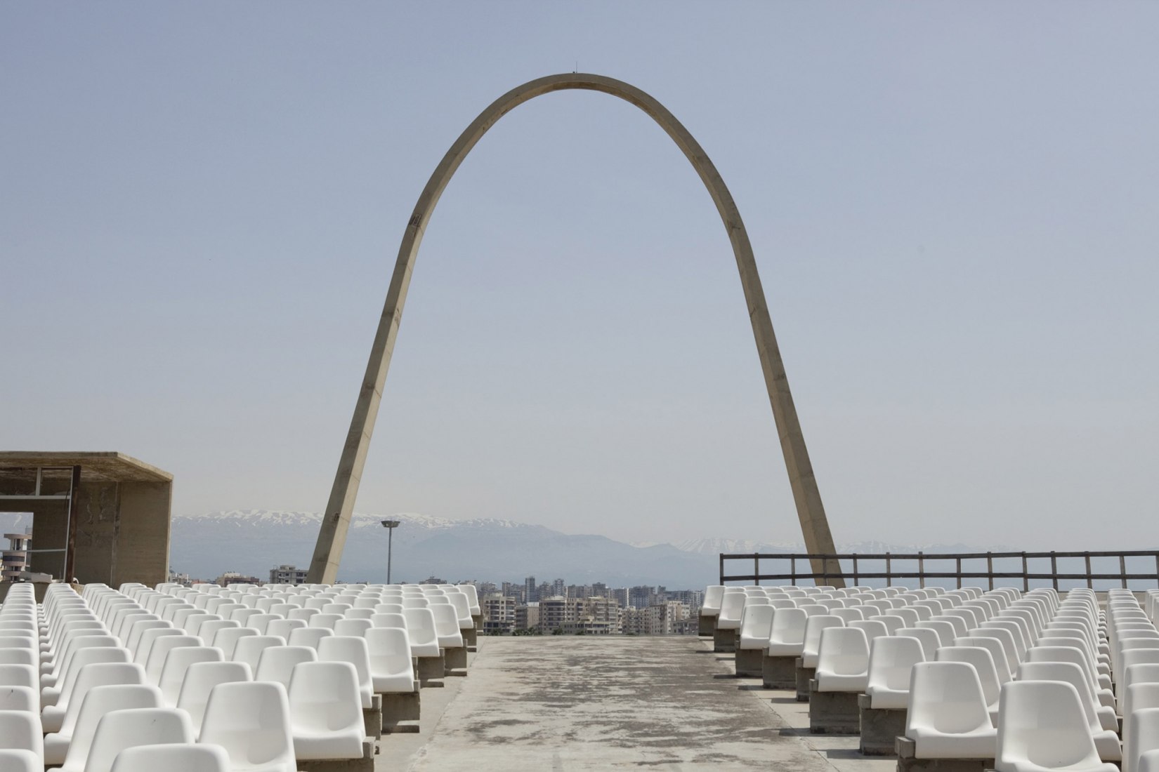 Feria internacional de Trípoli en Trípoli, Líbano por Oscar Niemeyer, 1962 - 1977. Fotografía © Philip Cheung