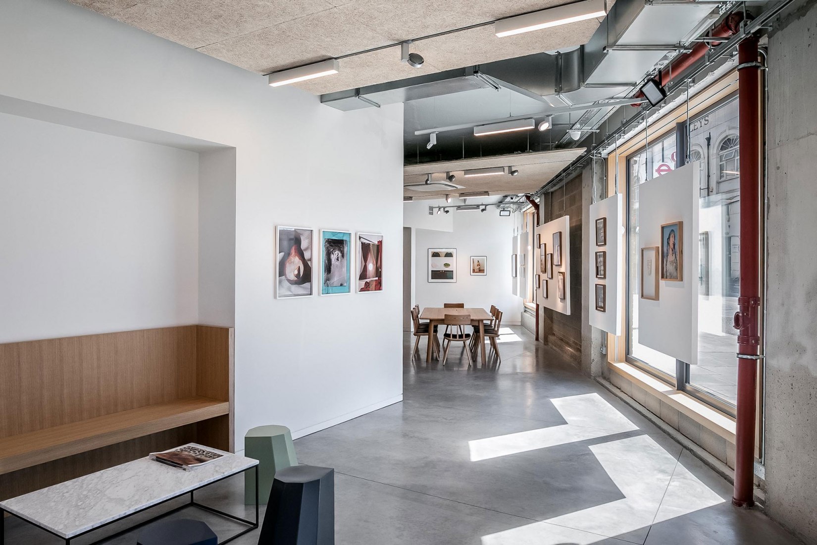 Creative Meeting Space along the southern facade. Creative Agency Dalston-N16 by VOSS Architects. Photograph by Taran Wilkhu Photography