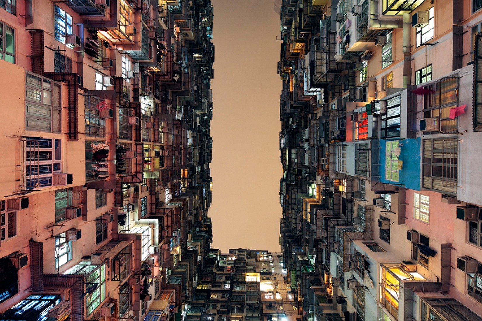Photographer.- Tan Lingfrei. Architect.- Public housing development.