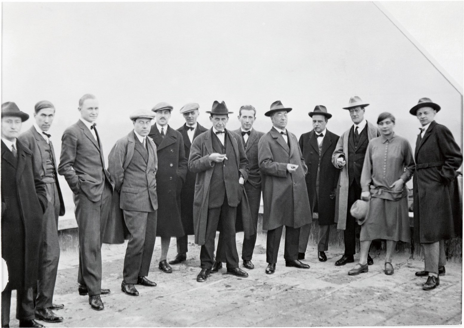 Masters of the Bauhaus on the roof of the Dessau building, 1926. Courtesy of the Archive of the Berlin Bauhaus and the Pompidou Center in Paris. From left to right: Josef Albers, Hinnerk Scheper, Georg Muche, László Moholy-Nagy, Herbert Bayer, Joost Schmidt, Walter Gropius, Marcel Breuer, Wassily Kandinsky, Paul Klee, Lyonel Feininger, Gunta Stölzl and Oskar Schlemmer.