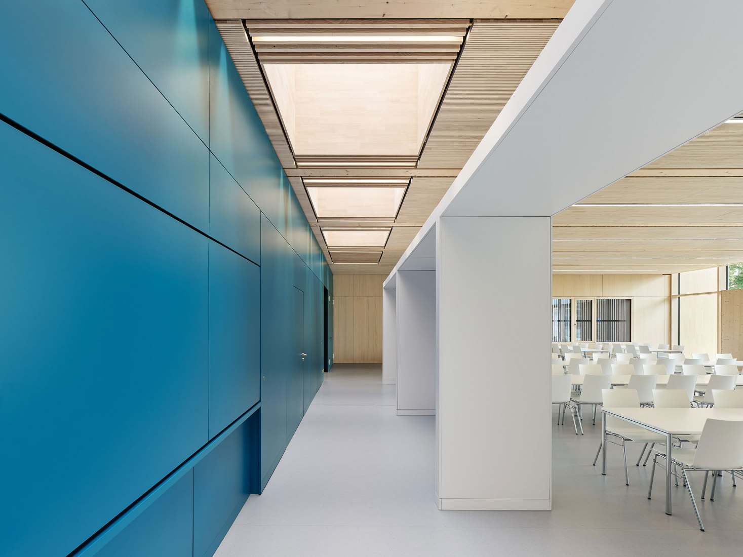 Canteen of the Wolfbusch School by Walter Huber Architekten.  Photograph by Zooey Braun.