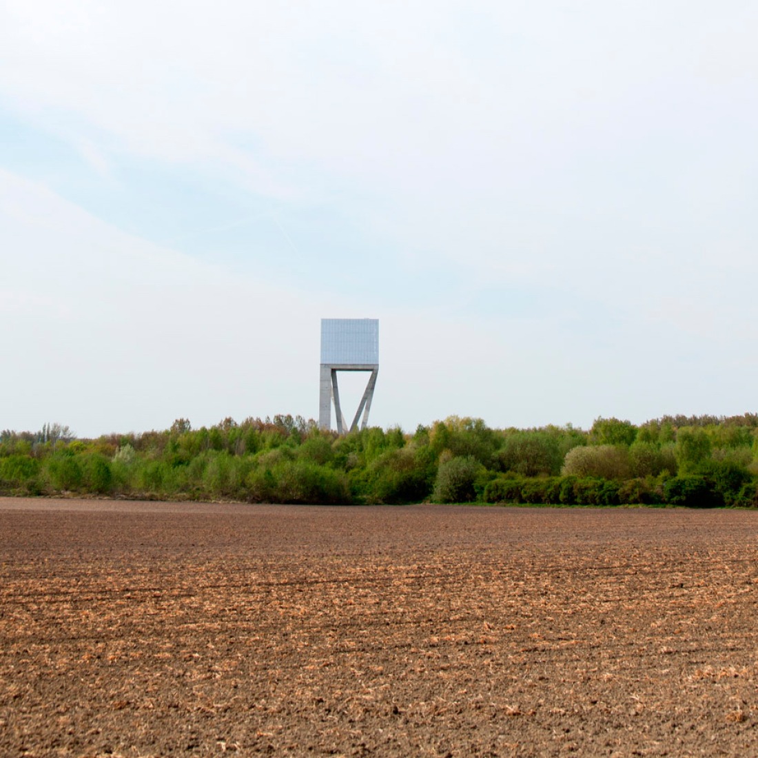 Torre de Agua de Ghlin / Chateau d'eau por V+. Fotografía @ Maxime Delvaux/354 photographers, Cortesía de V+.