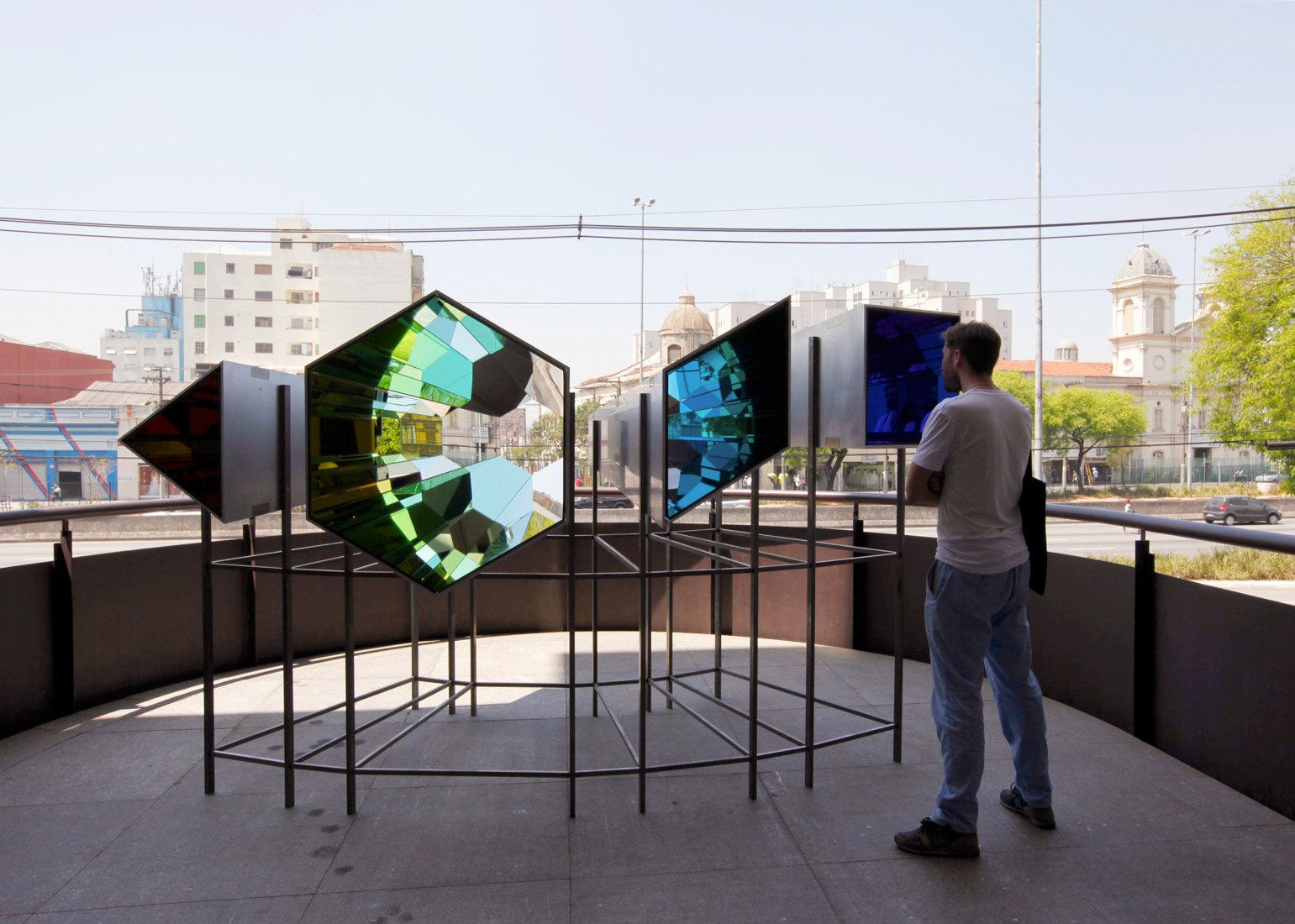 Viewing experience. Olafur Eliasson Exhibition. Интерактивные арт объекты. Интерактивные инсталляции. Уличные инсталляции.
