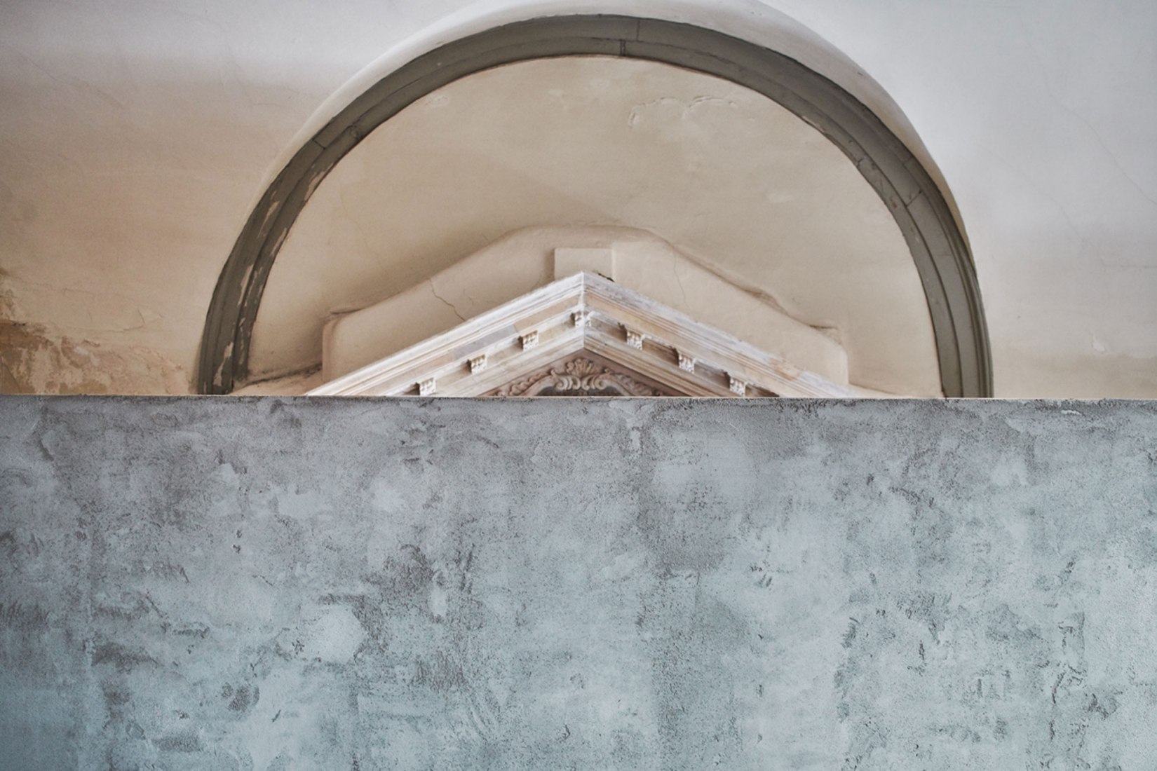 Wall altar. Weak Monument. Estonian Pavilion at the 16th Biennale Architettura di Venezia 2018. Photography by Tõnu Tunnel