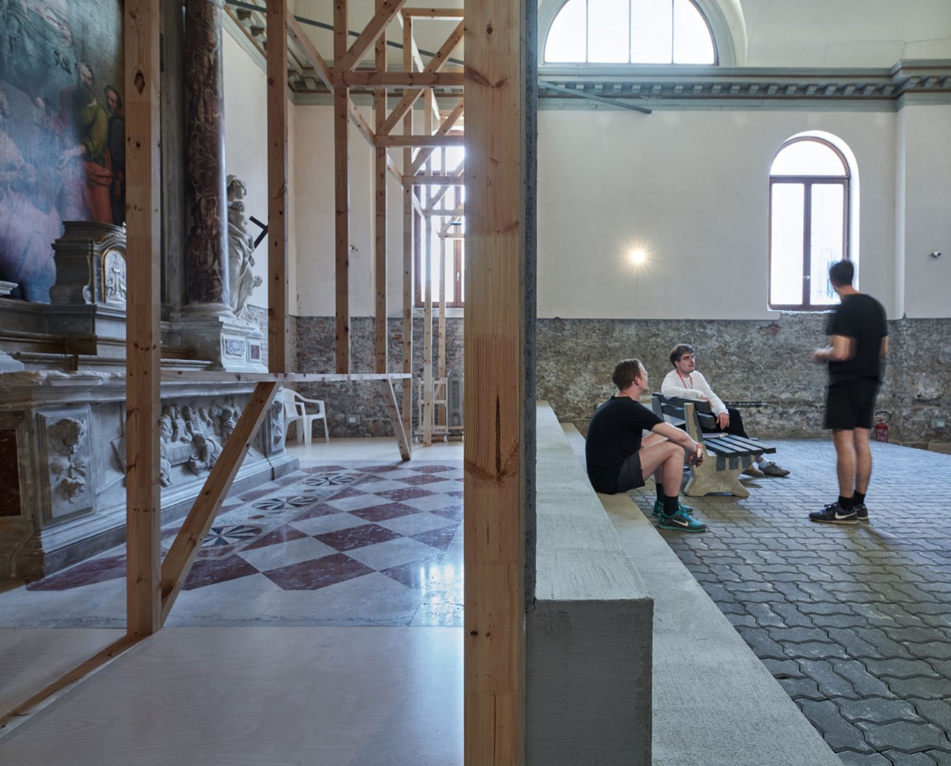 Behind the wall. Weak Monument. Estonian Pavilion at the 16th Biennale Architettura di Venezia 2018. Photography by Tõnu Tunnel