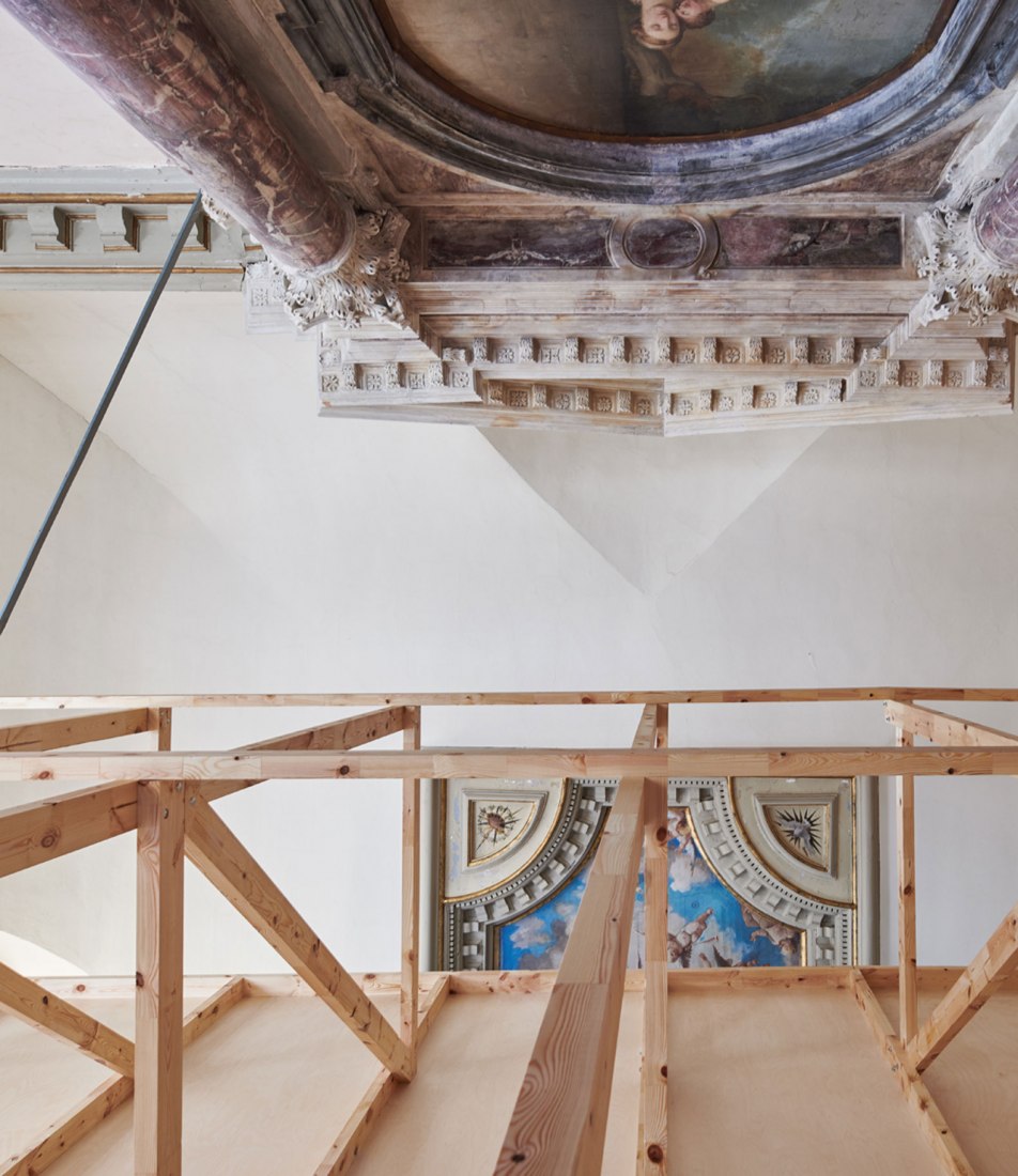 Behind the wall. Weak Monument. Estonian Pavilion at the 16th Biennale Architettura di Venezia 2018. Photography by Tõnu Tunnel
