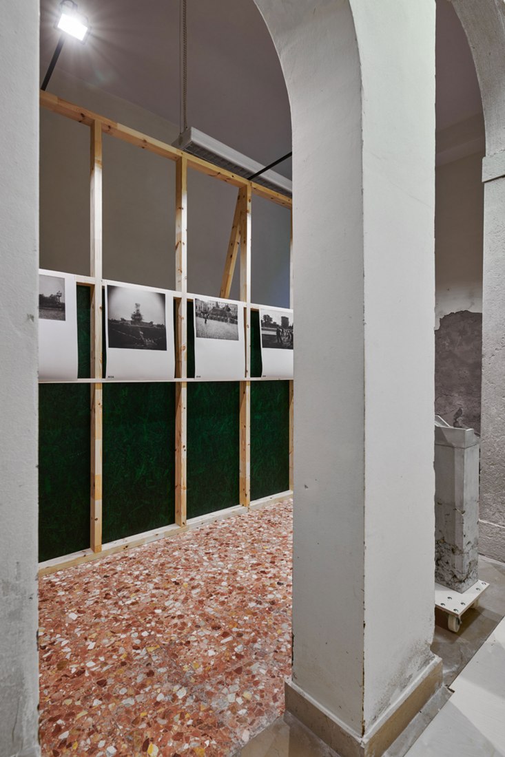 Behind the wall. Weak Monument. Estonian Pavilion at the 16th Biennale Architettura di Venezia 2018. Photography by Tõnu Tunnel