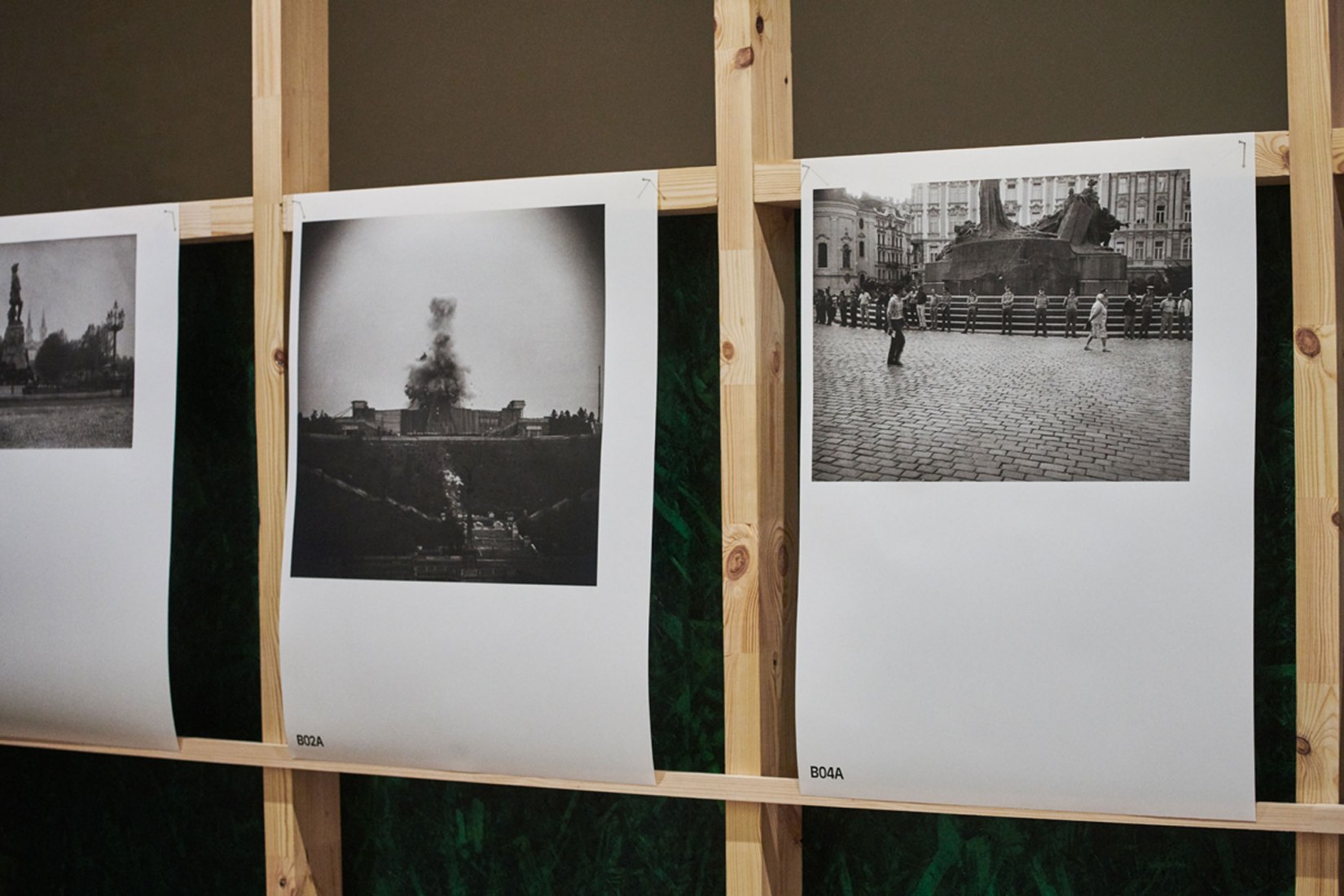 Behind the wall. Weak Monument. Estonian Pavilion at the 16th Biennale Architettura di Venezia 2018. Photography by Tõnu Tunnel