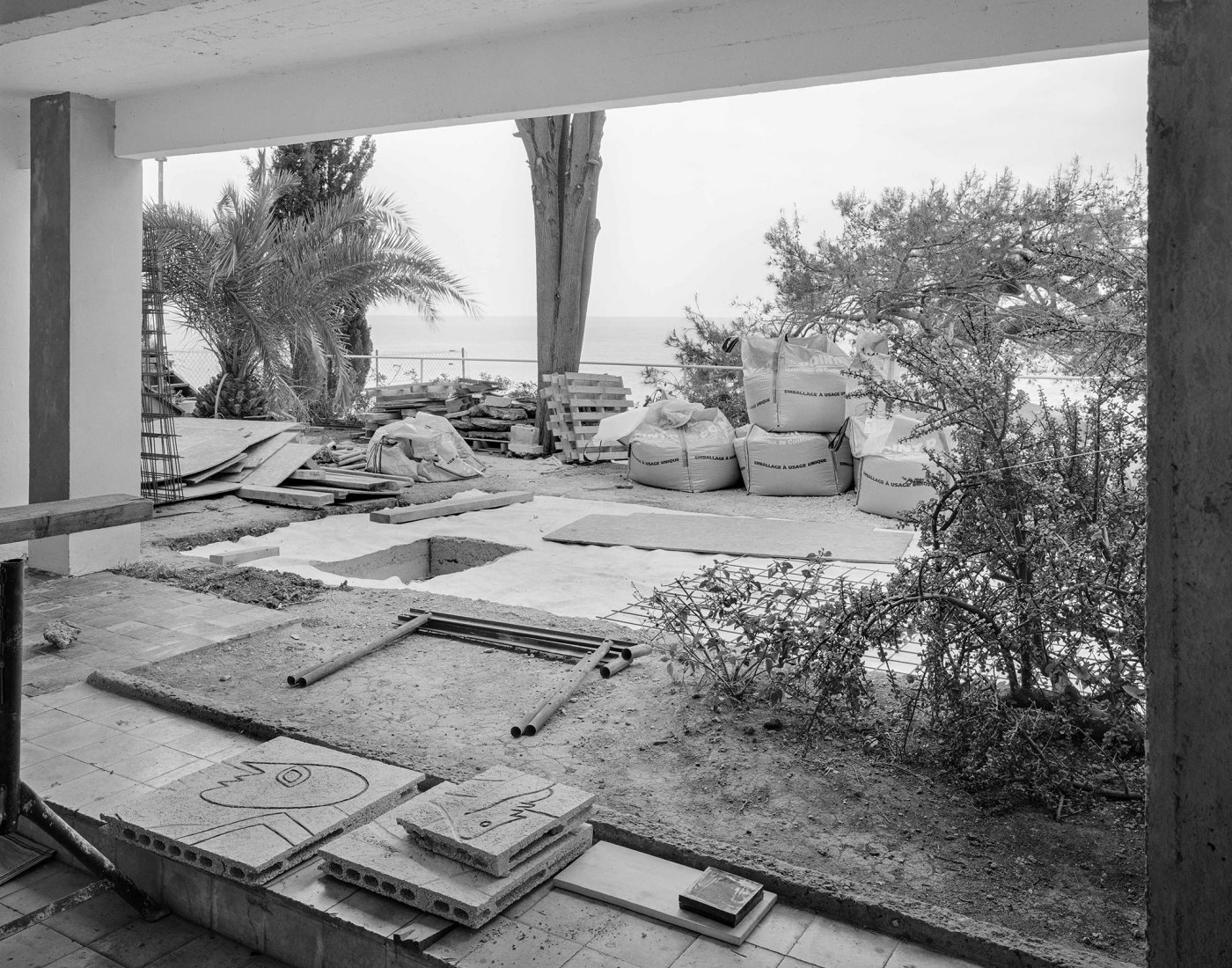La casa E1027, trabajos de restauración. Welcome to the Teknival © Kasper Akhøj, Imagen cortesía de Ivorypress