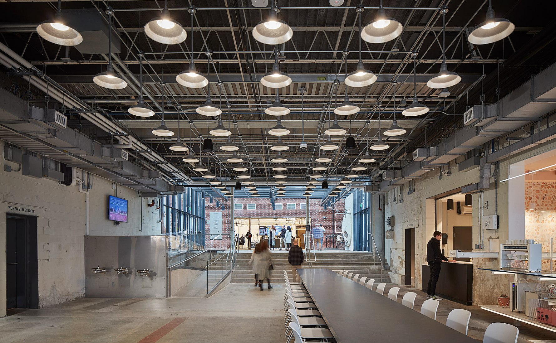 The Momentary por Wheeler Kearns Architects. Fotografía por Tom Harris