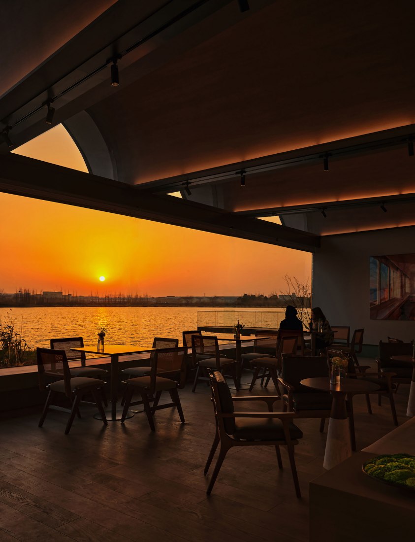 Hotel Boatyard por GOA y WJ STUDIO. Fotografía por Zhang Xi.