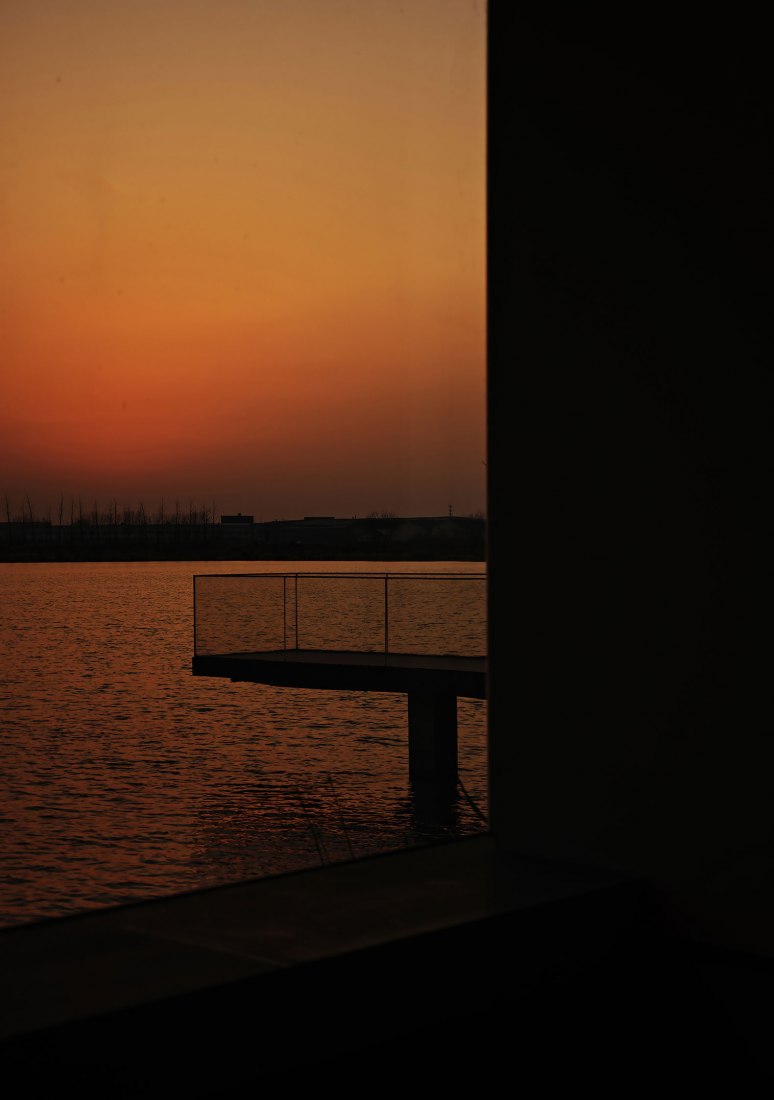 Hotel Boatyard por GOA y WJ STUDIO. Fotografía por Zhang Xi.