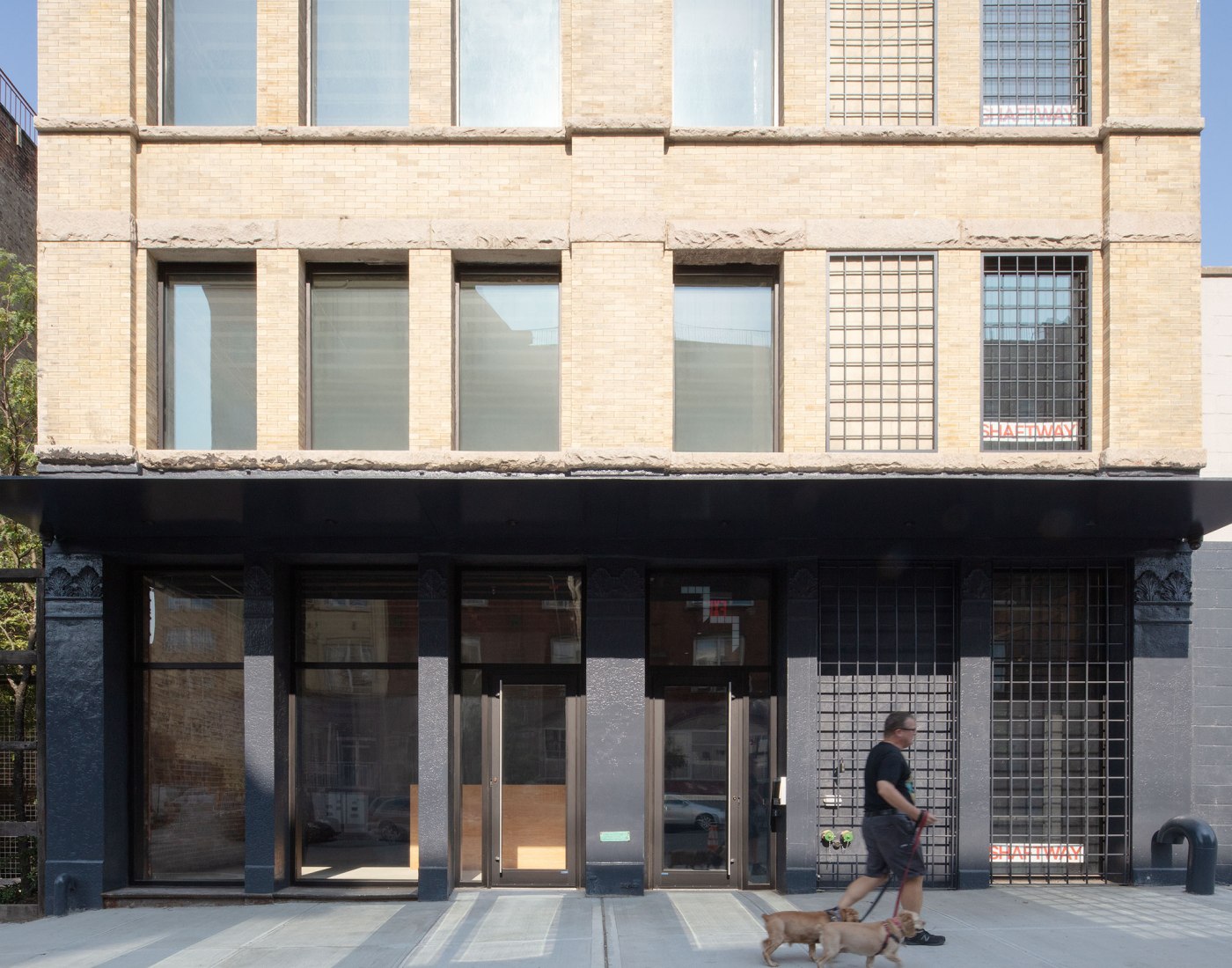 77 Washington building by Worrell Yeung. Photograph by Naho Kubota