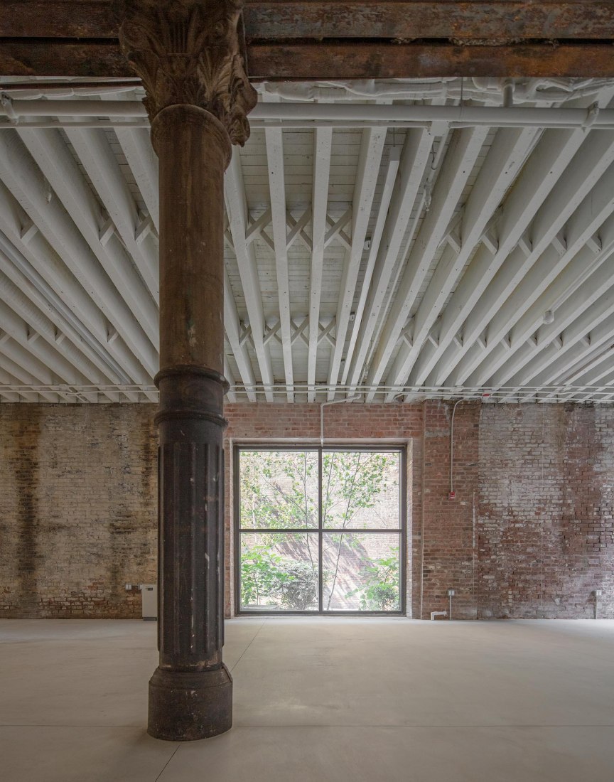77 Washington building by Worrell Yeung. Photograph by Naho Kubota
