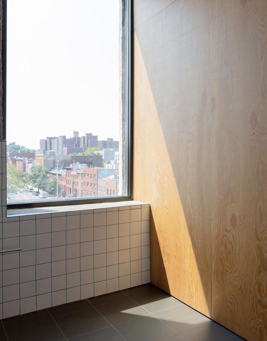77 Washington building by Worrell Yeung. Photograph by Naho Kubota