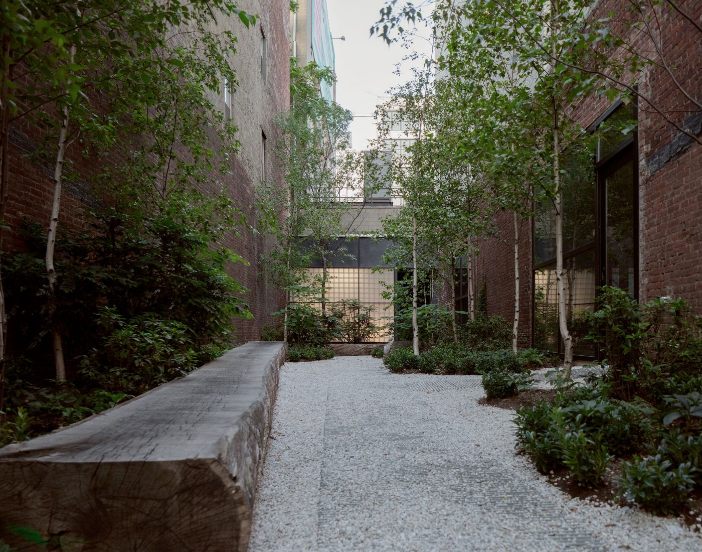 77 Washington building by Worrell Yeung. Photograph by Naho Kubota