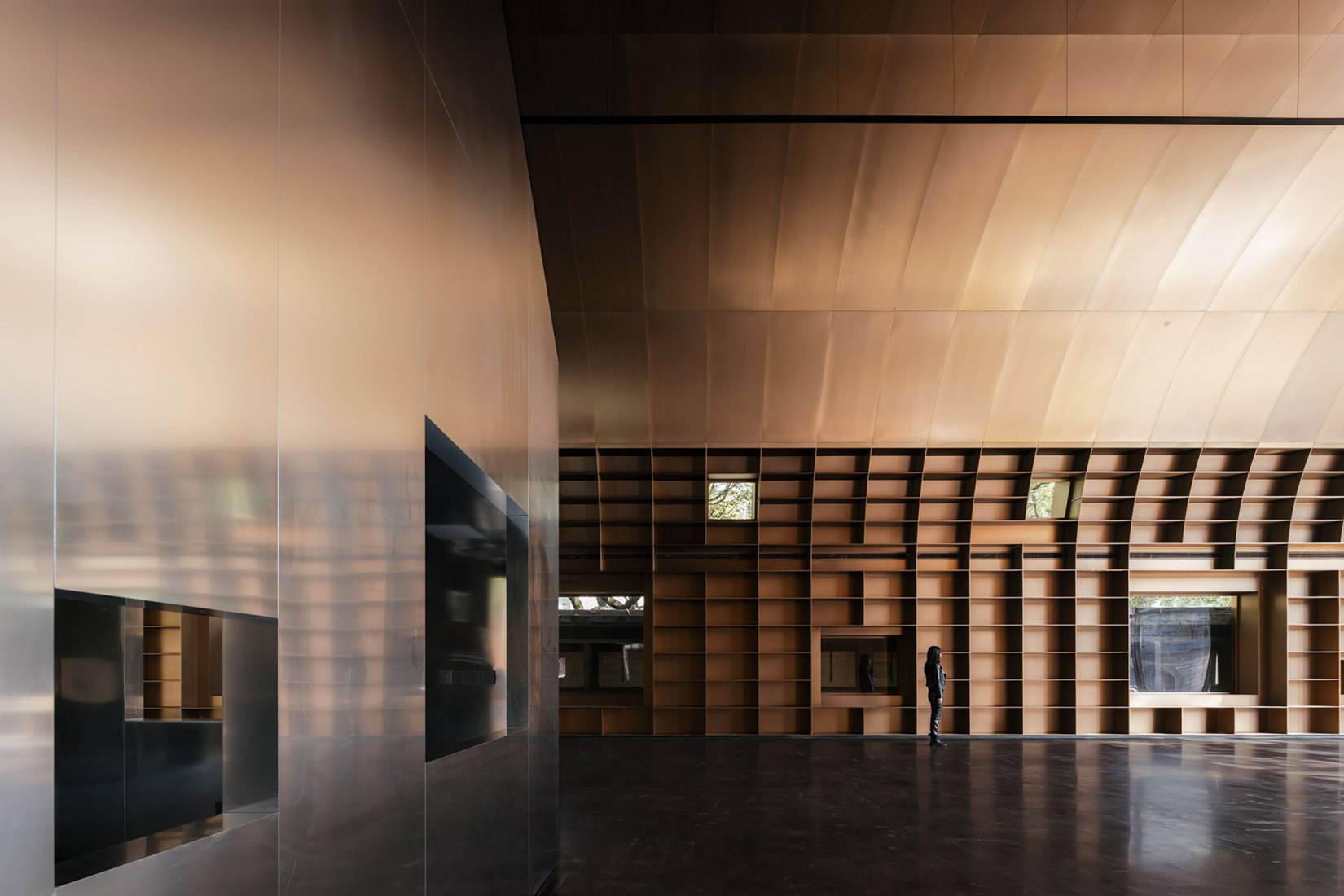 «Copper Blockhouse» por Wutopia Lab. Fotografía por CreatAR Images.