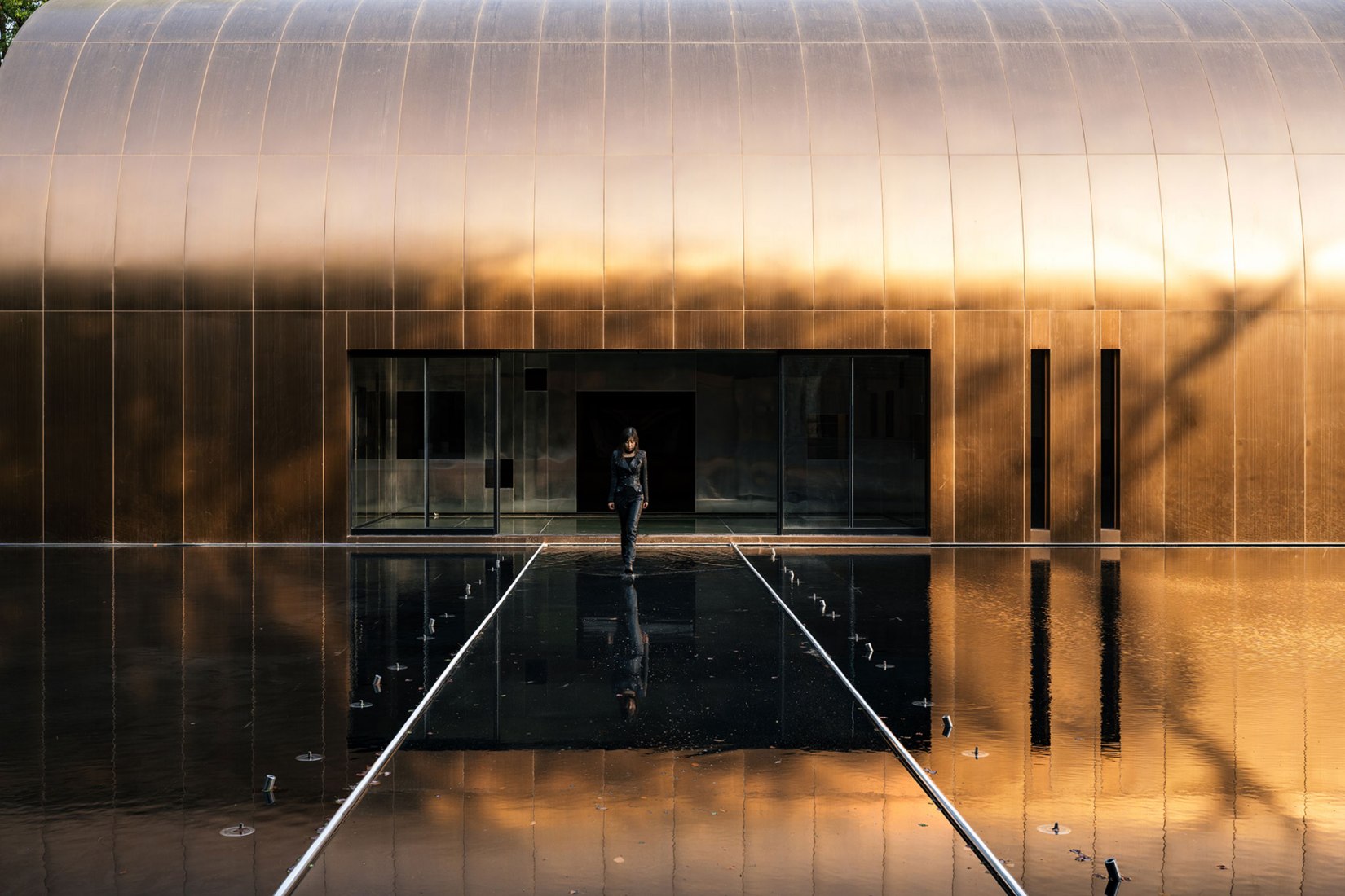 «Copper Blockhouse» por Wutopia Lab. Fotografía por CreatAR Images.