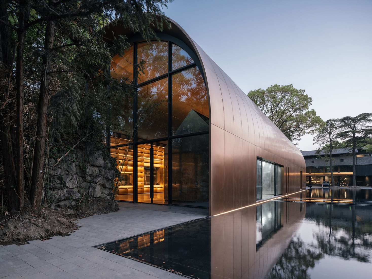 «Copper Blockhouse» por Wutopia Lab. Fotografía por CreatAR Images.