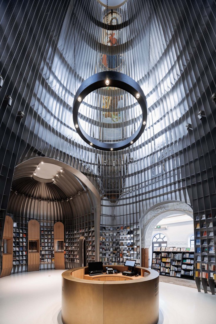 Tienda de poesía Sinan Books por Wutopia Lab. Fotografía por CreatAR Images