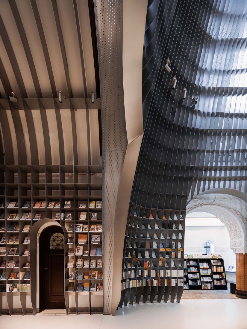 Tienda de poesía Sinan Books por Wutopia Lab. Fotografía por CreatAR Images