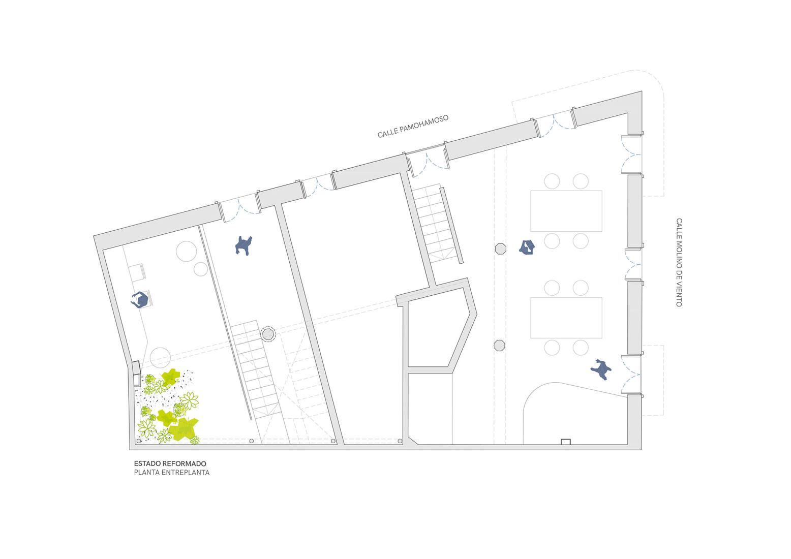 Mezzanine floor plan. House M by Xstudio.