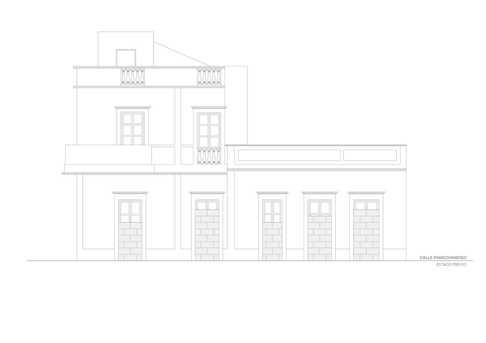 Previous state elevation on Pamochamoso street. House M by Xstudio.