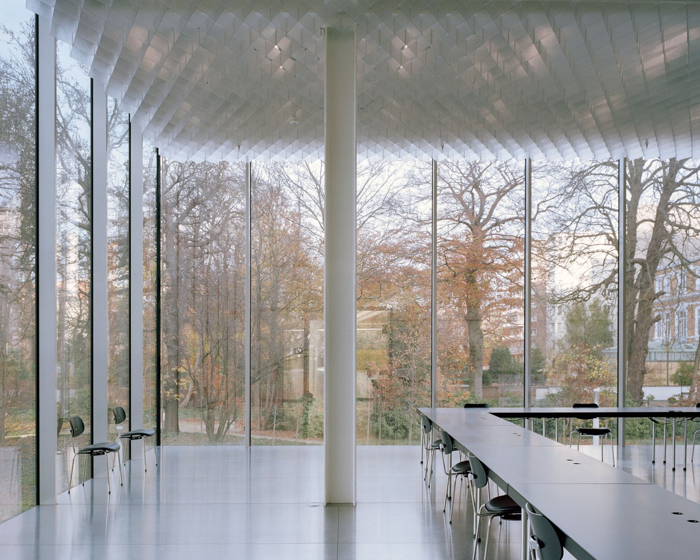 Headquarters of the Province of Antwerp by Xaveer De Geyter Architects. Photograph by Maxime Delvaux.