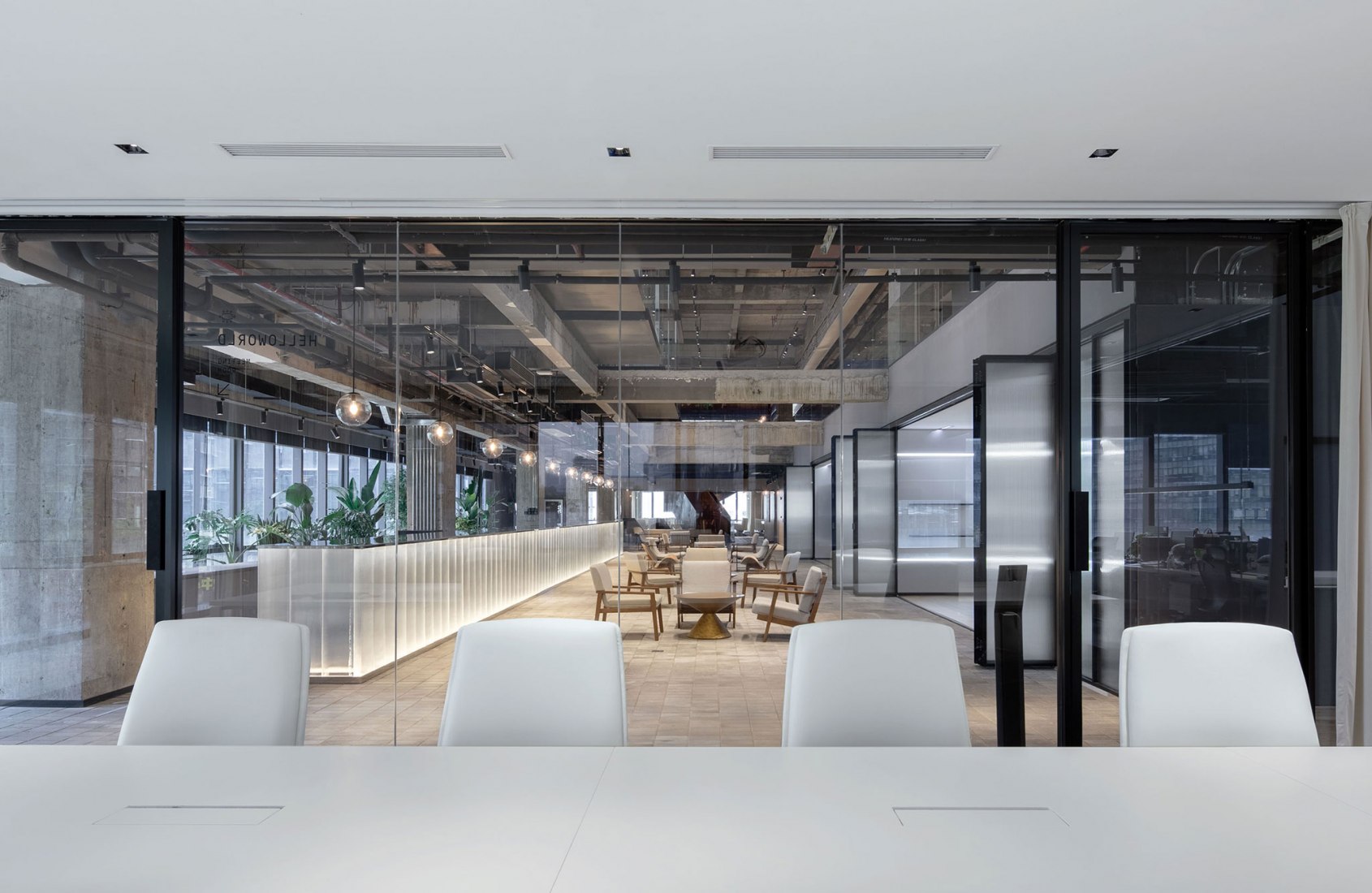Shenzhen Yeahka C4 Office Design por JSPA Design. Fotografía por Shengliang Su.