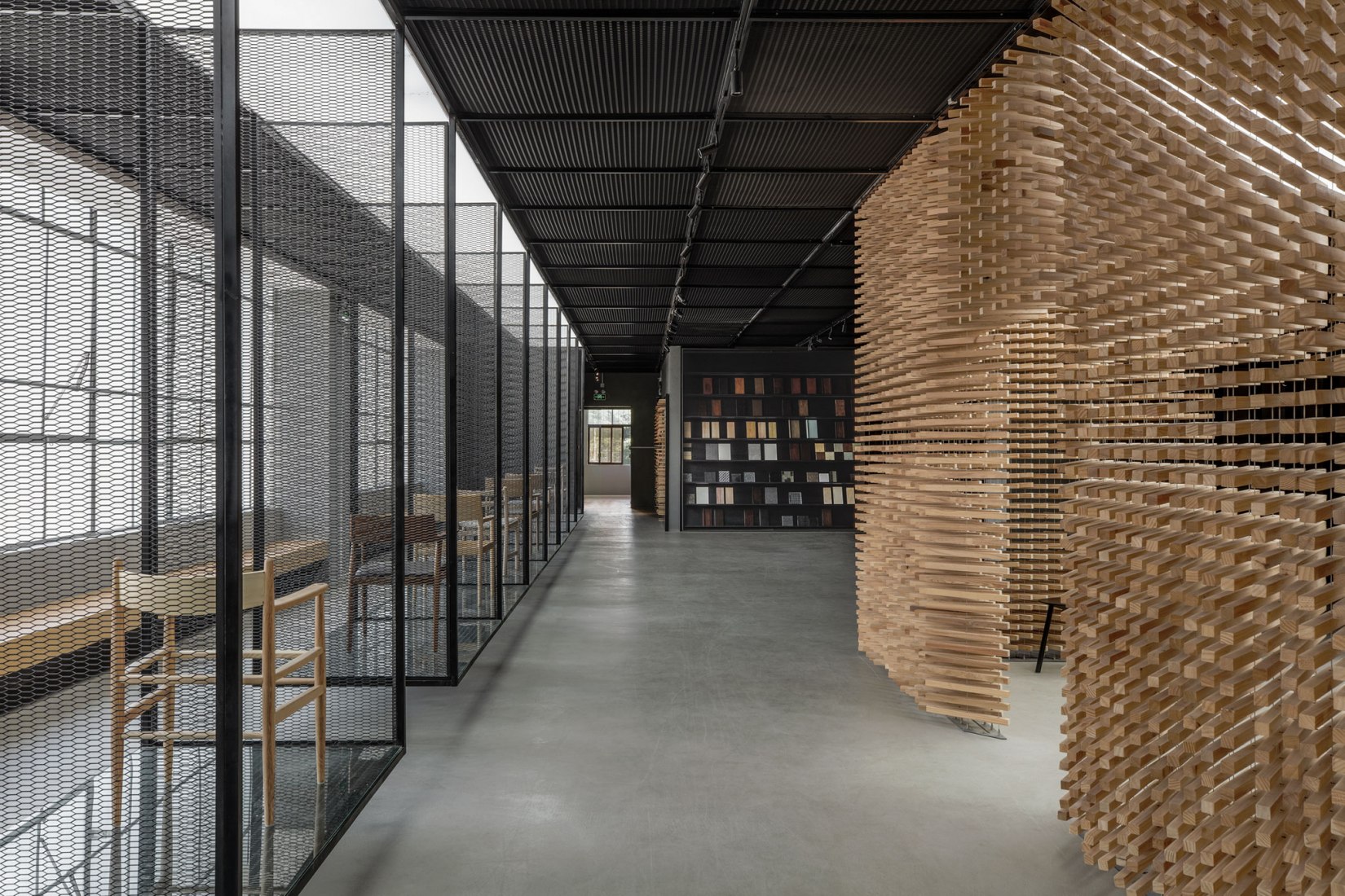 Taller y espacio de exposición de Shenzhen Qizhushe por YI+MU. Fotografía por YI+MU Design Office