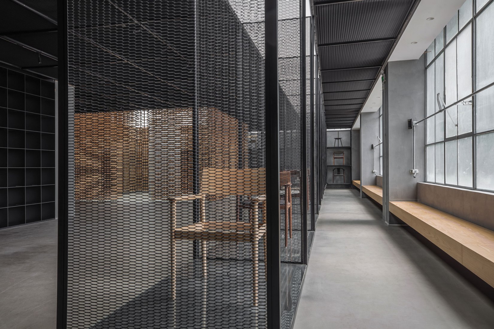 Taller y espacio de exposición de Shenzhen Qizhushe por YI+MU. Fotografía por YI+MU Design Office