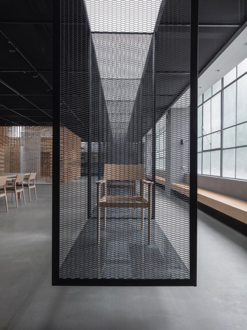 Taller y espacio de exposición de Shenzhen Qizhushe por YI+MU. Fotografía por YI+MU Design Office