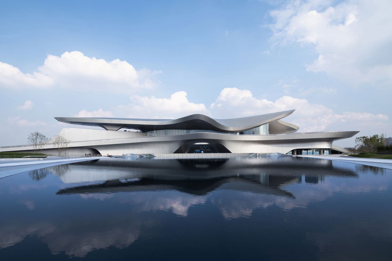 Museo de ciencia ficción Chengdu por Zaha Hadid Architects. Fotografía por Arch-Exist.