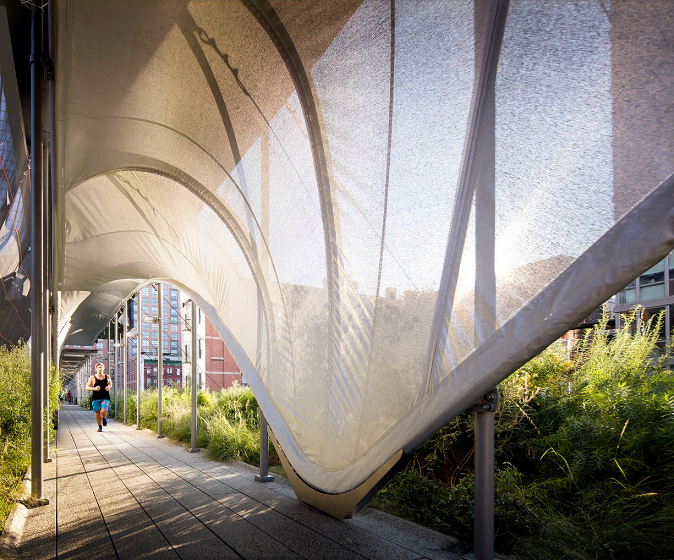 Zaha Hadid designs a canopy over the High Line | METALOCUS