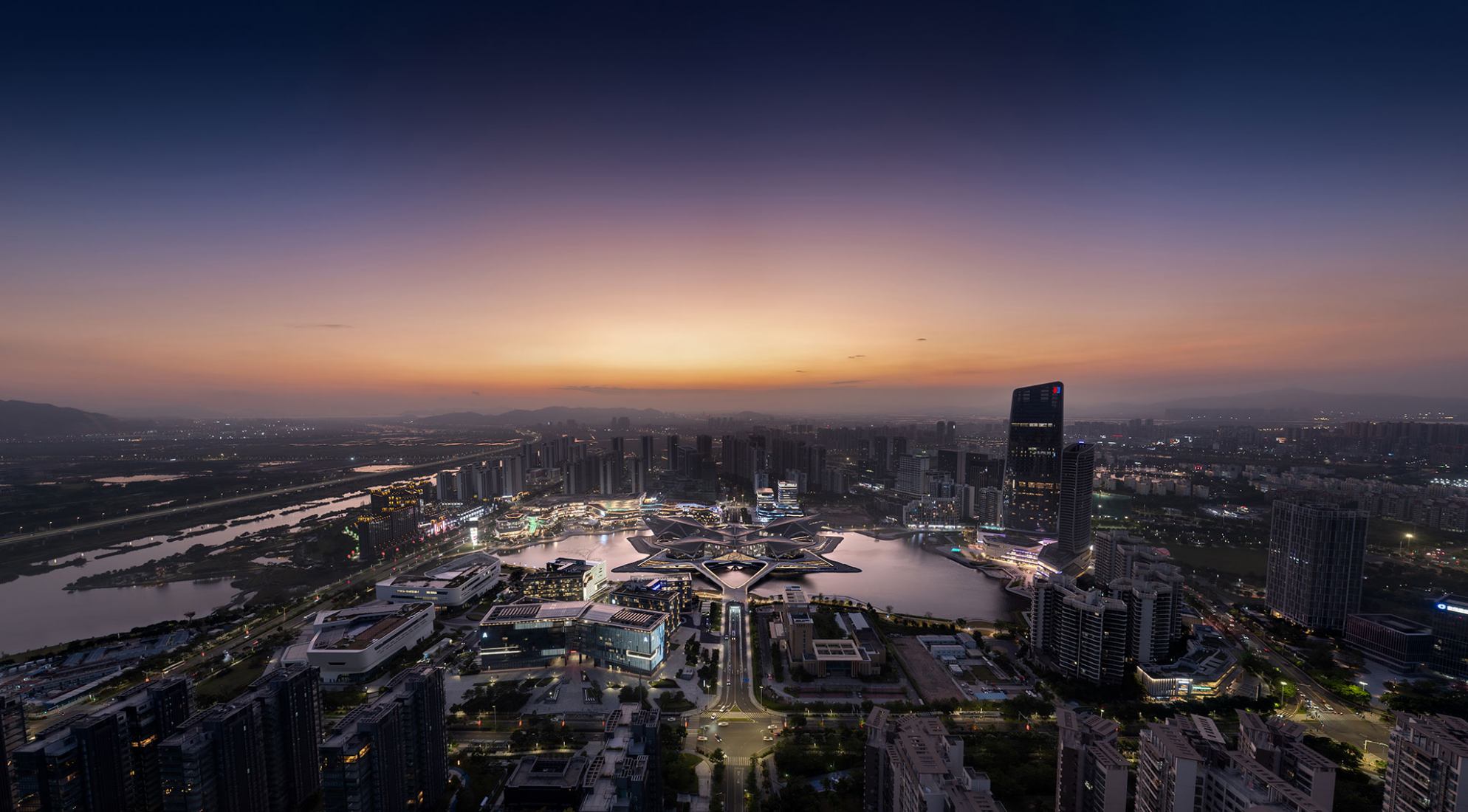 Zhuhai Jinwan Civic Art Centre by Zaha Hadid Architects. Photograph by Yipeng Lyu.