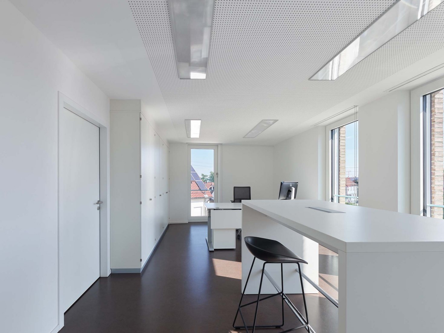 Nuevo edificio del Ayuntamiento de Baltmannsweiler por Zoll Architekten. Fotografía por Zooey Braun 