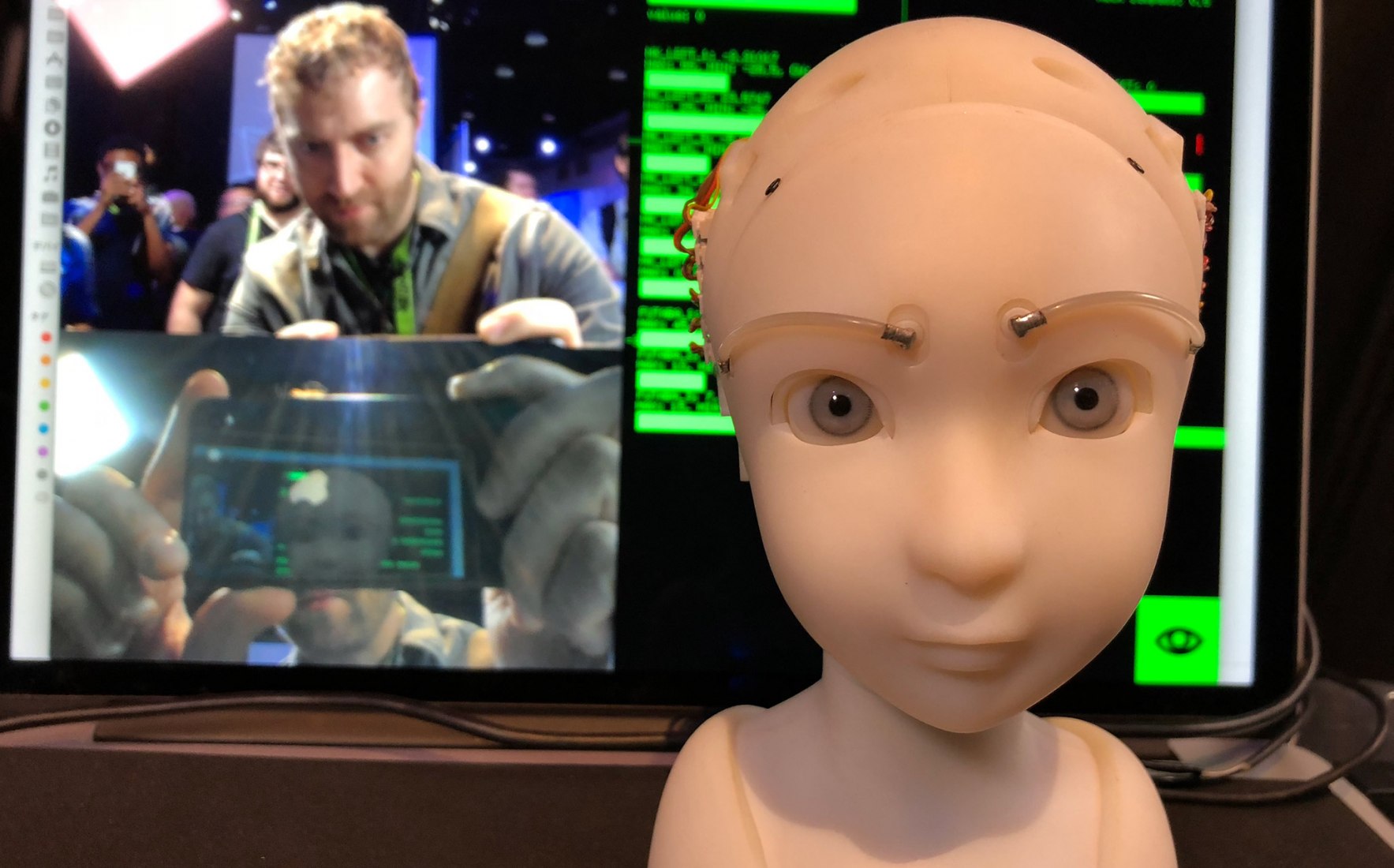 SEER: Simulative Emotional Expression Robot by Takayuki Todo