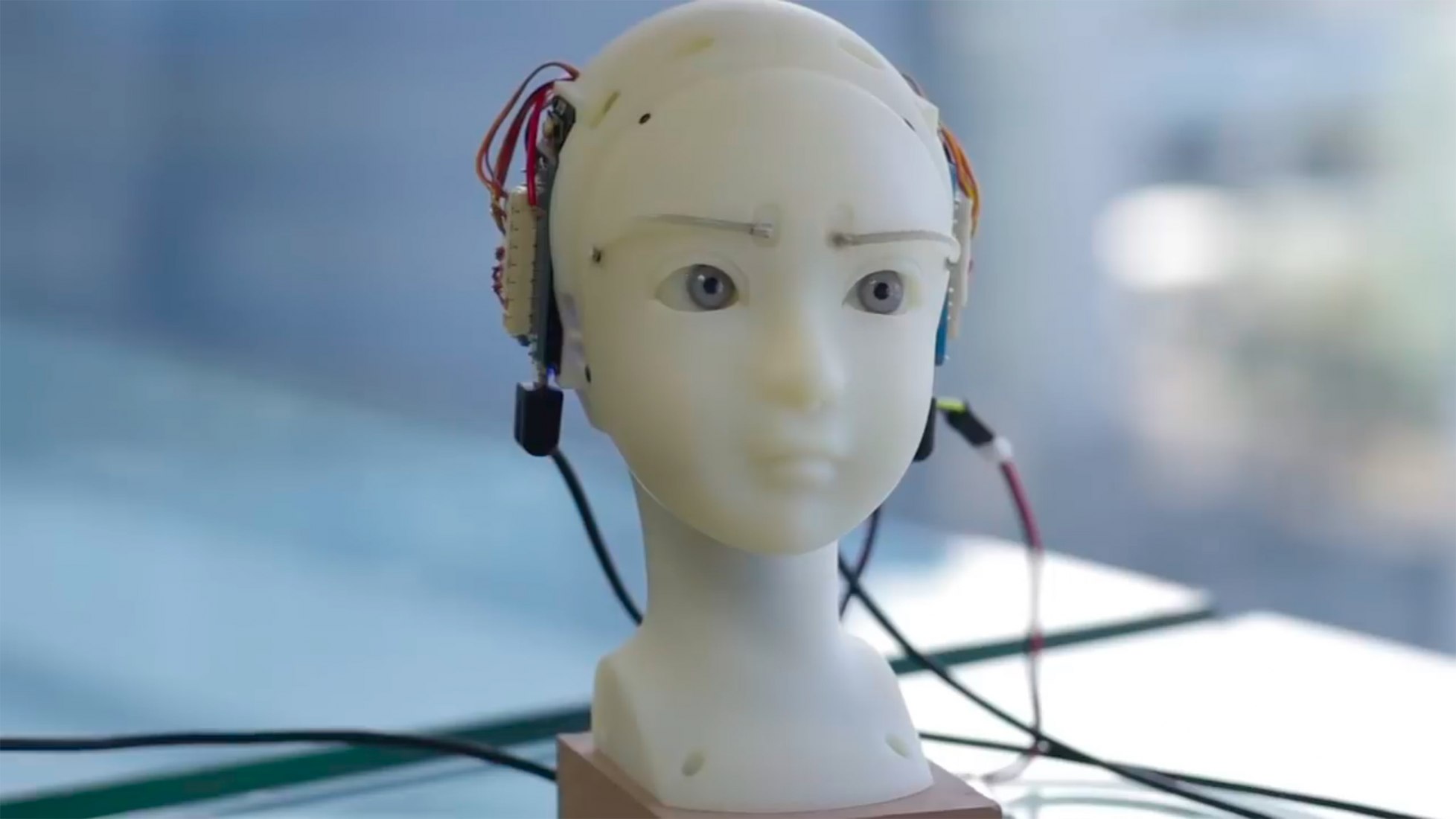 SEER: Simulative Emotional Expression Robot by Takayuki Todo