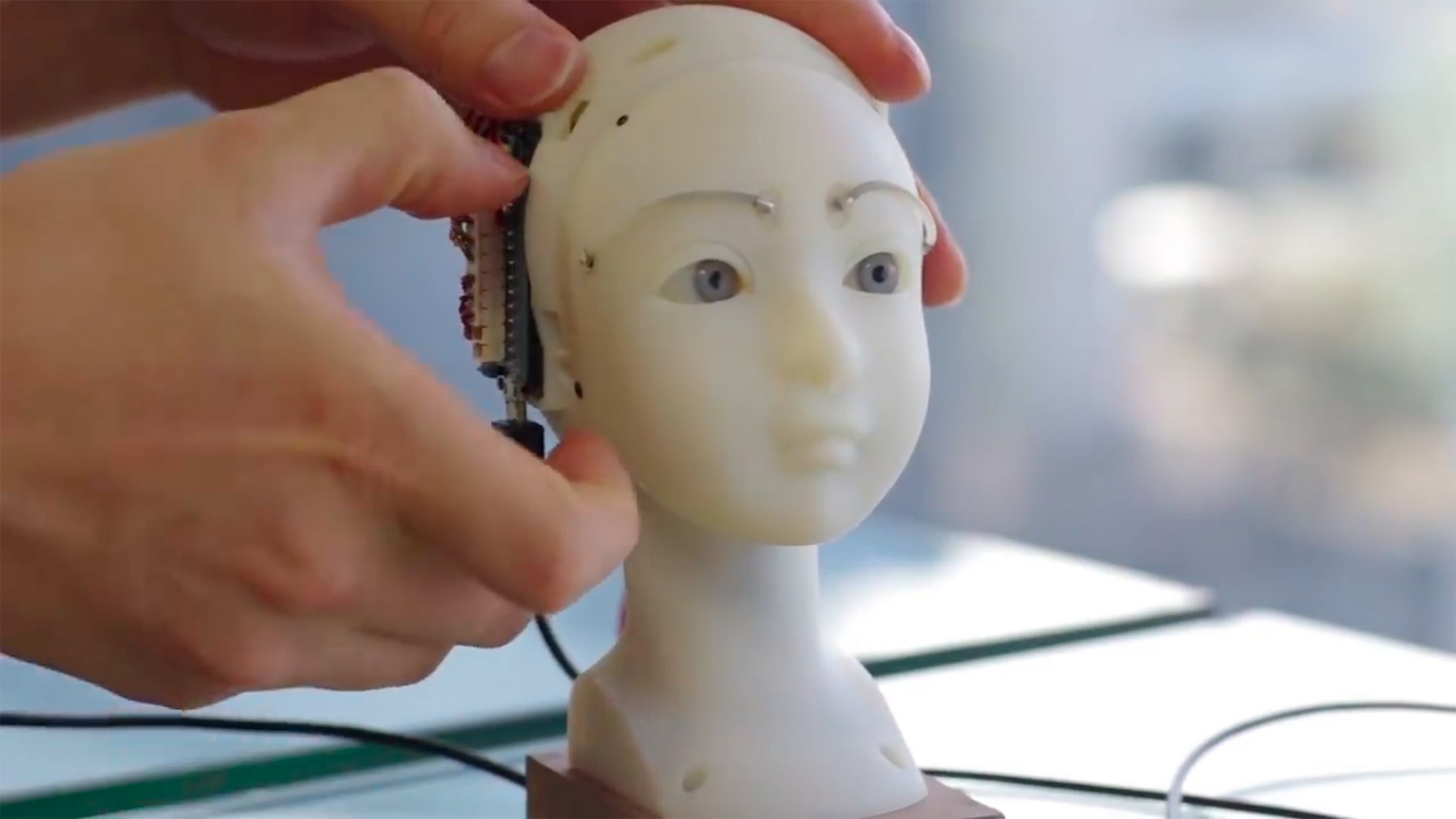 SEER, the most expressive robot, by Takayuki Todo The Strength of