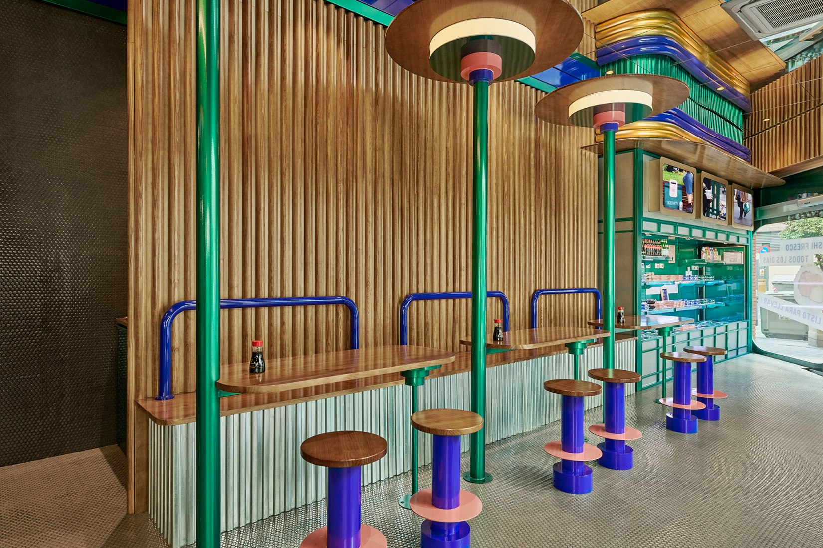New Kent Shop in Valencia by Masquespacio. Photograph by Luis Beltran.
