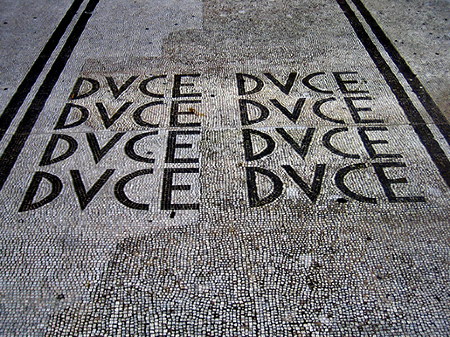 Piazzale del Foro Italico. Ponte Duca d´Aosta.