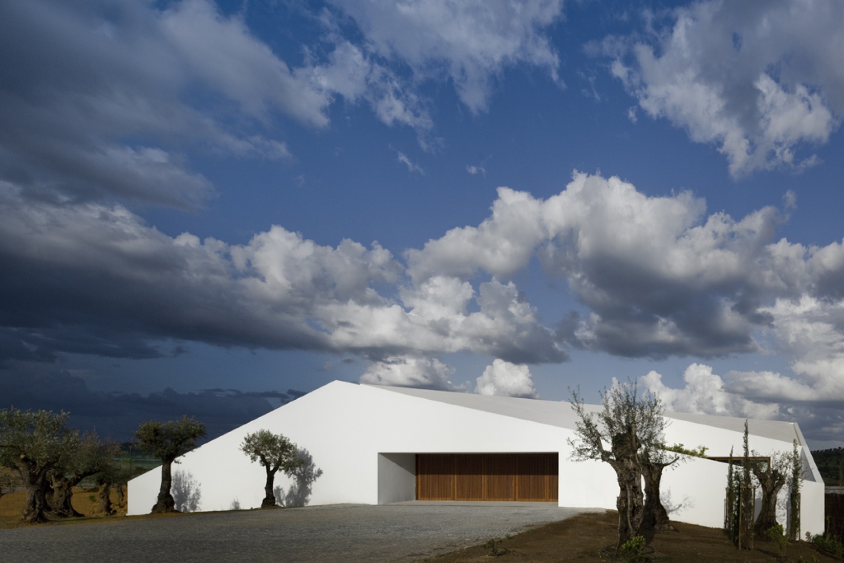 Hotel reception and spa, L’And Vineyards Hotel by PROMONTORIO. Photography © Fernando Guerra | FG+SG.