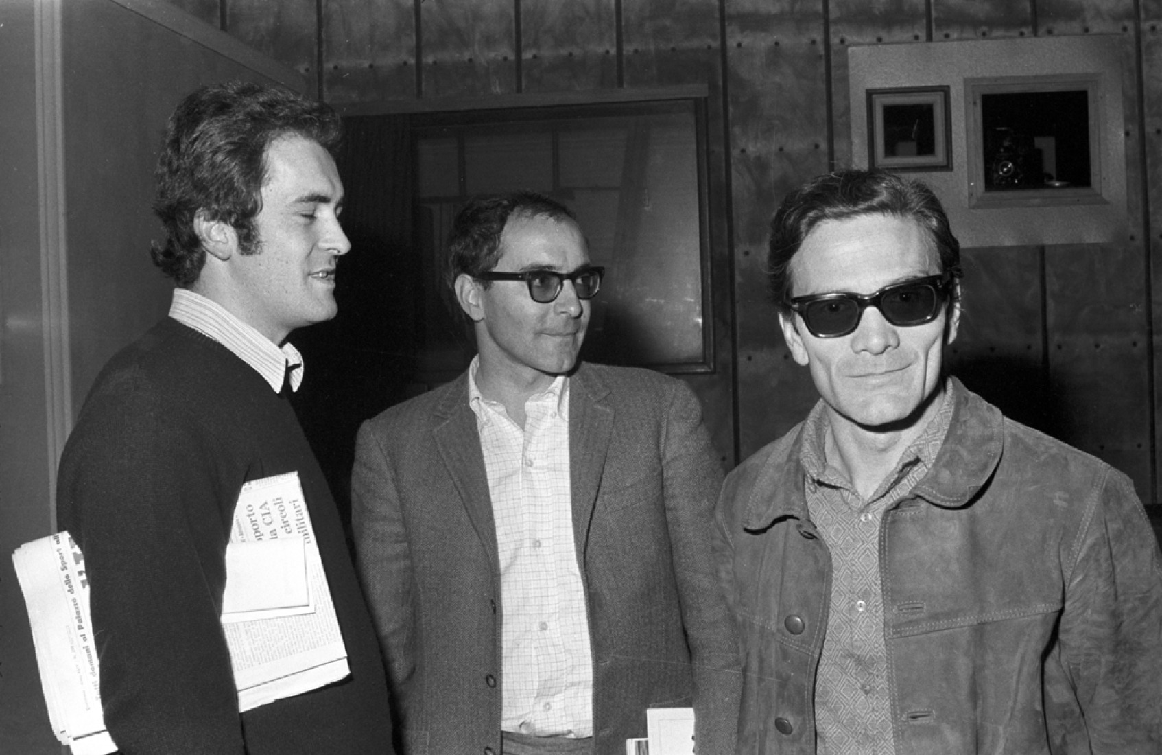 Bernardo Bertolucci, Jean-Luc Godard and Pier Paolo Pasolini at a meeting on the film, Amore e rabbia, 1969 © Reporters Associati -  Roma. Courtesy of CCCB. 
