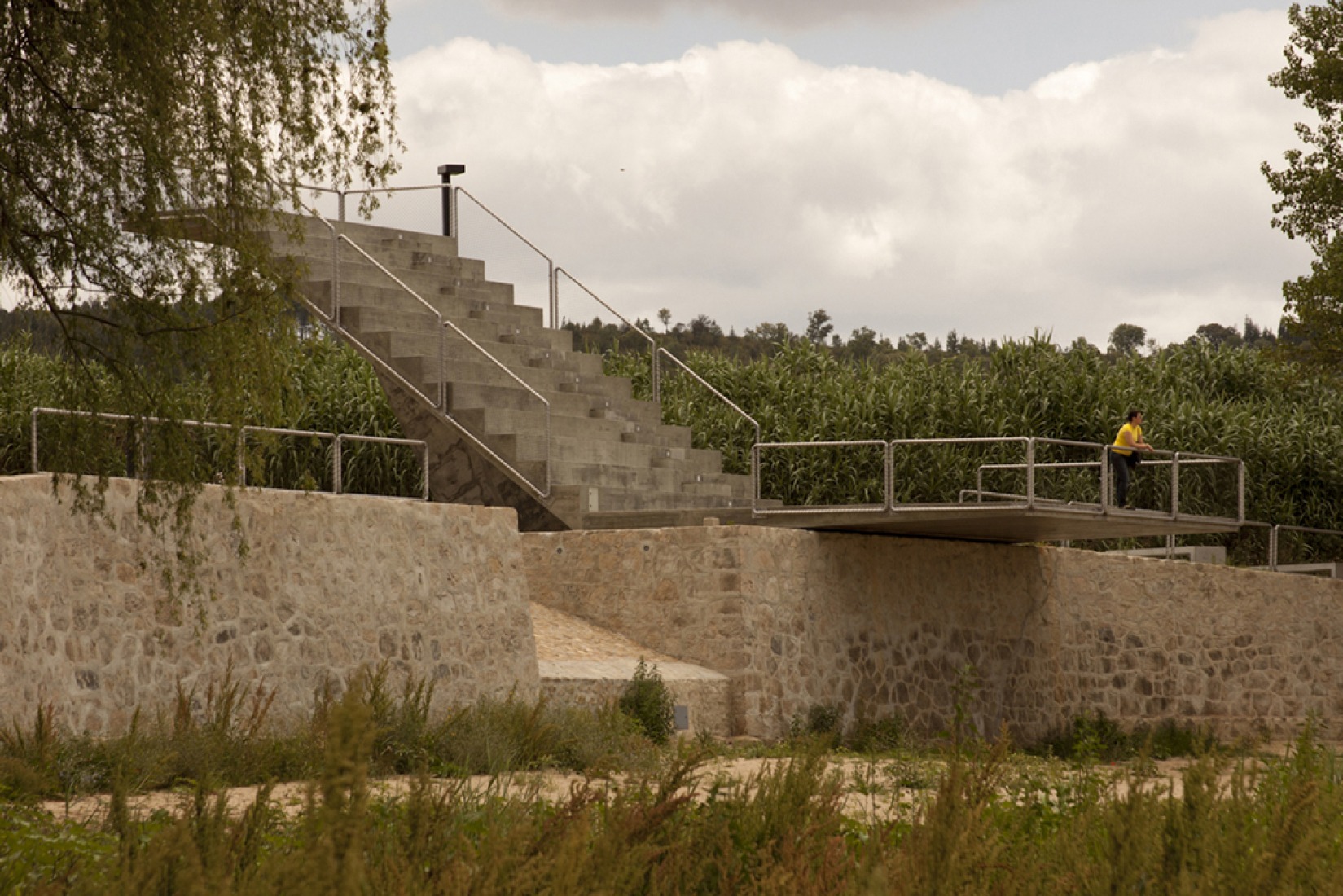 Rio de Moinhos Open Air Theatre by Ateliermob. Photography © Zoraima de Figueiredo.