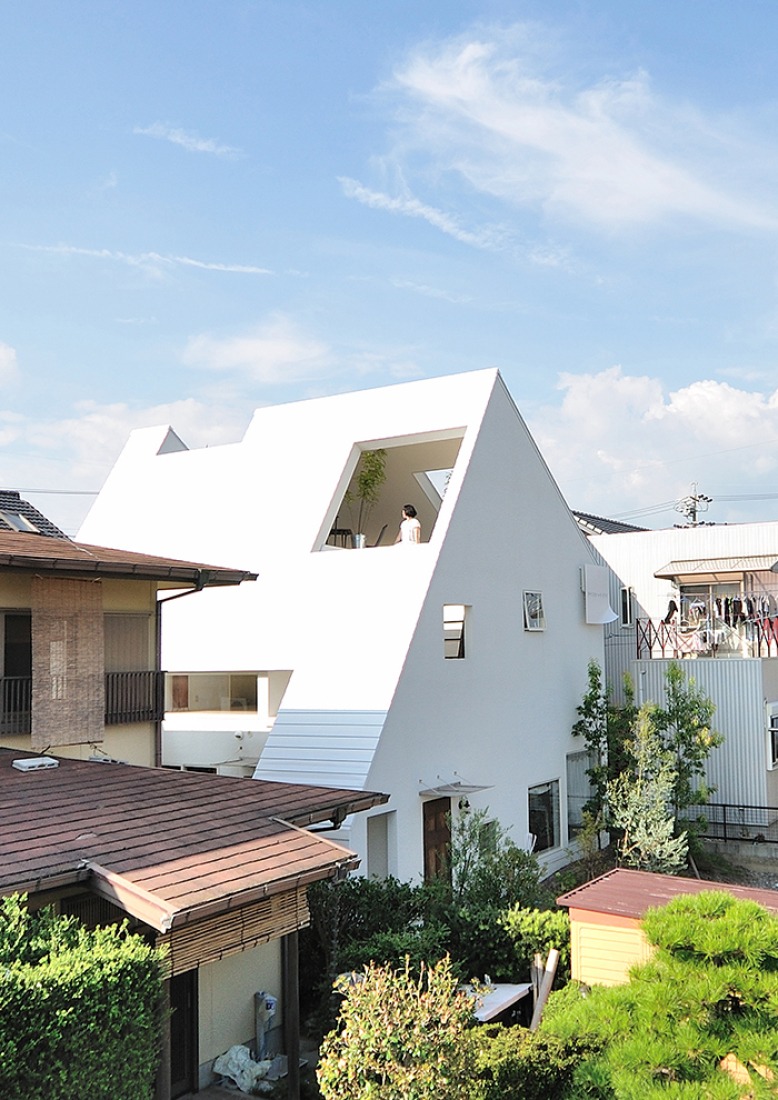 Montblanc House by Studio Velocity. Photography © Kentaro Kurihara.