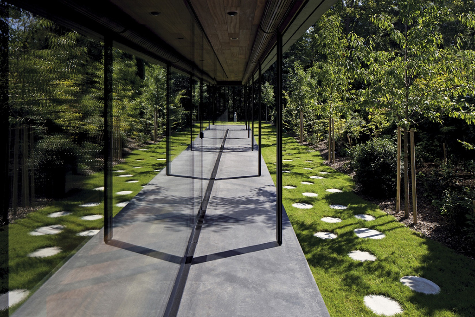 2010-2011.Twin Houses Kastanienbaum, Lucerne. Switzerland. By Thomas Lussi.