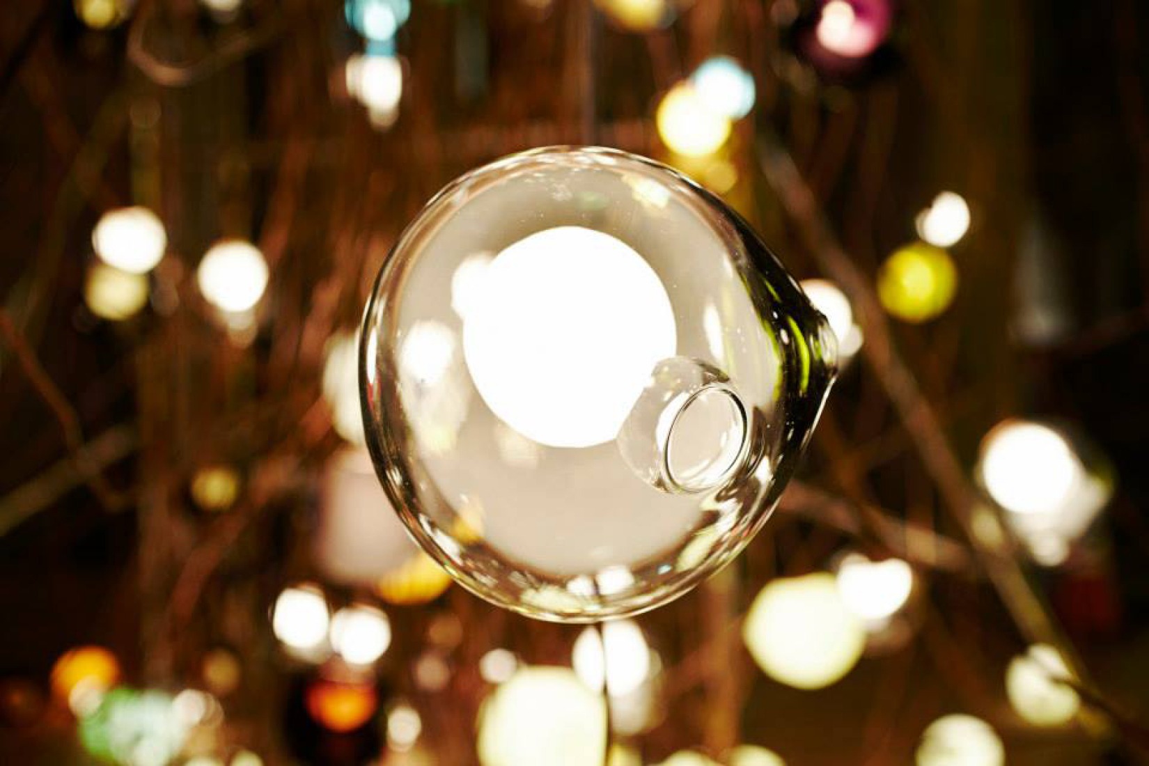 Detail of a light bulb. 23.280, by Omer Arbel. London Design Festival 2013. Courtesy of Omer Arbel.