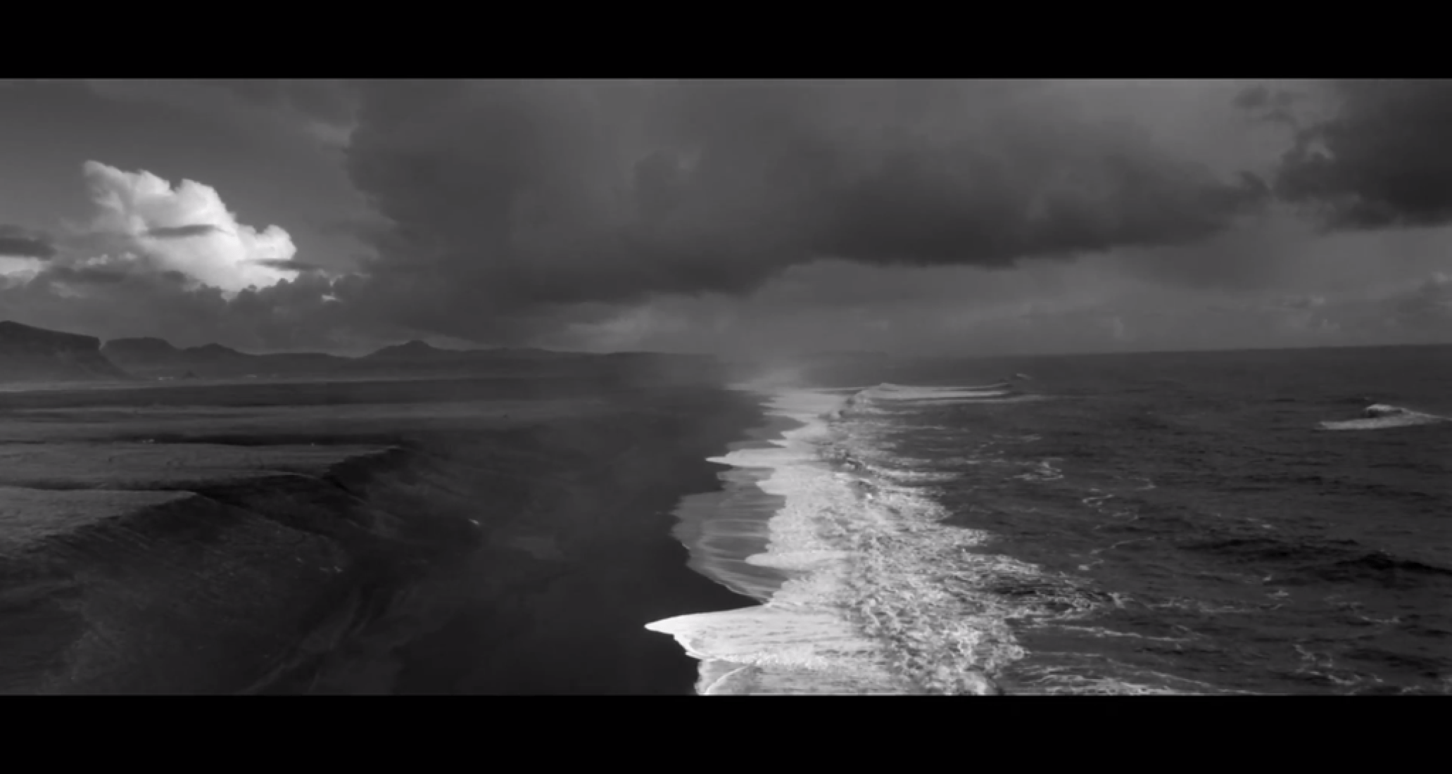 Woodkid - I Love You.