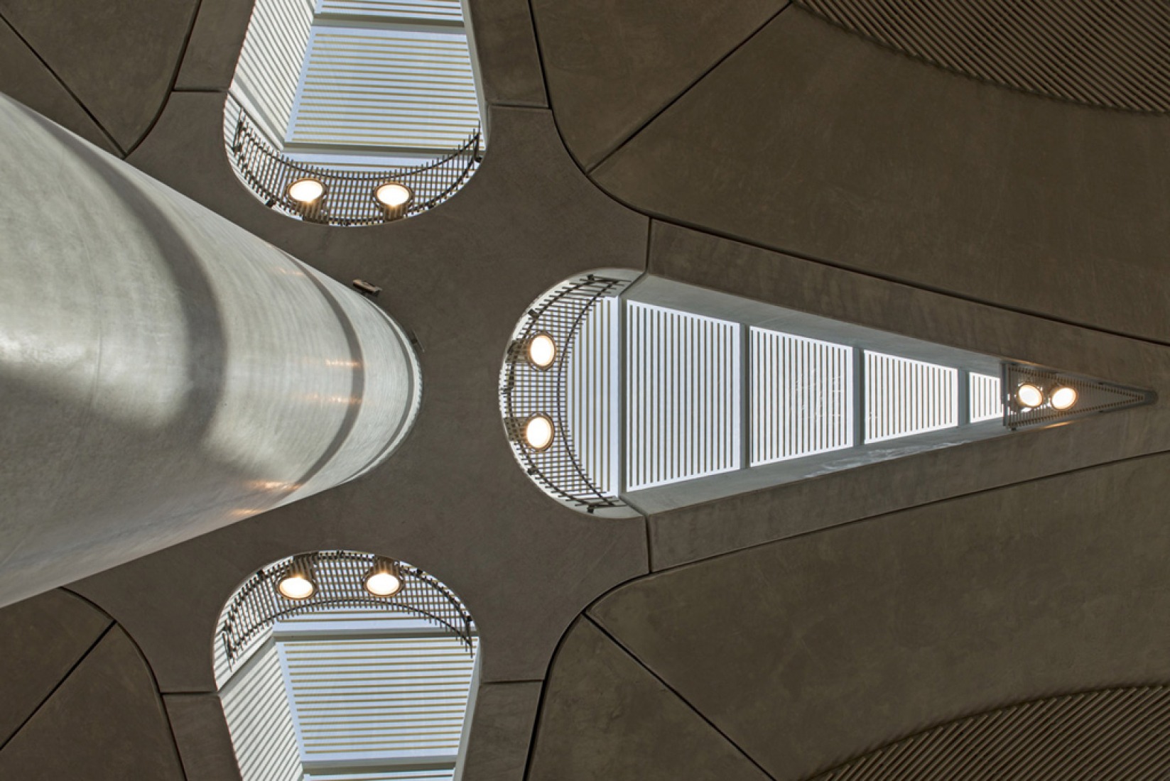 Techo. Aeropuerto Internacional Queen Alia por Foster & Partners.