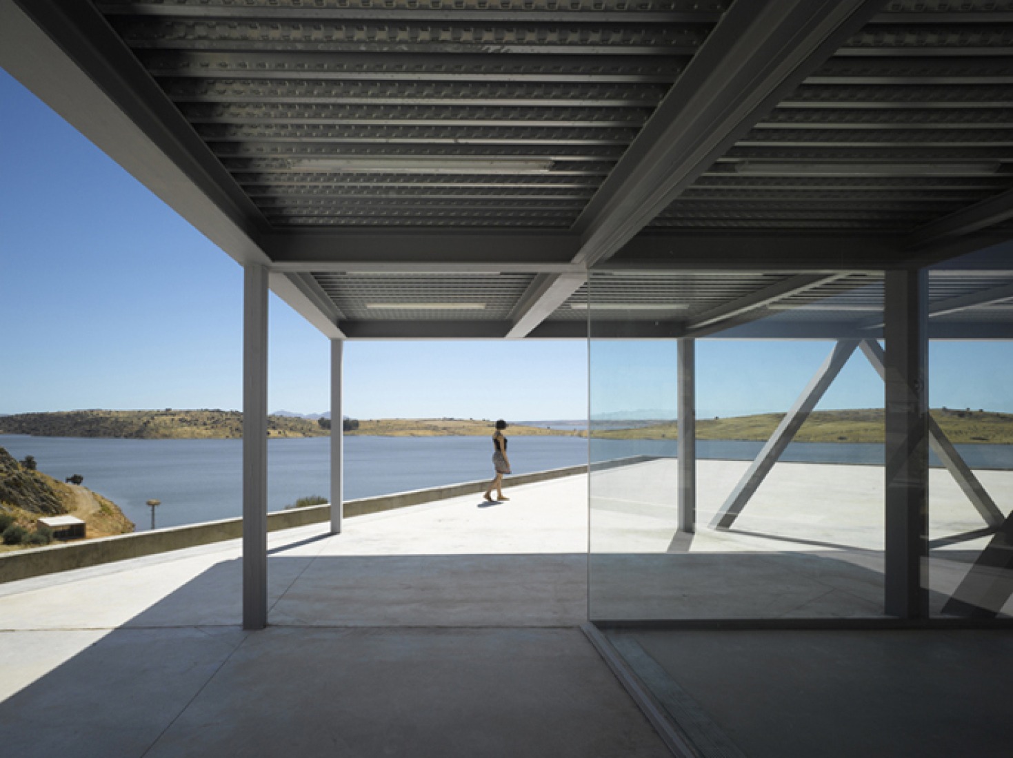 Rowing Centre. Alange, Badajoz, 2009 by JMSG. Image courtesy of Jose María Sánchez García.